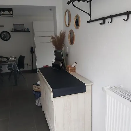 شقة Aan De Meipe