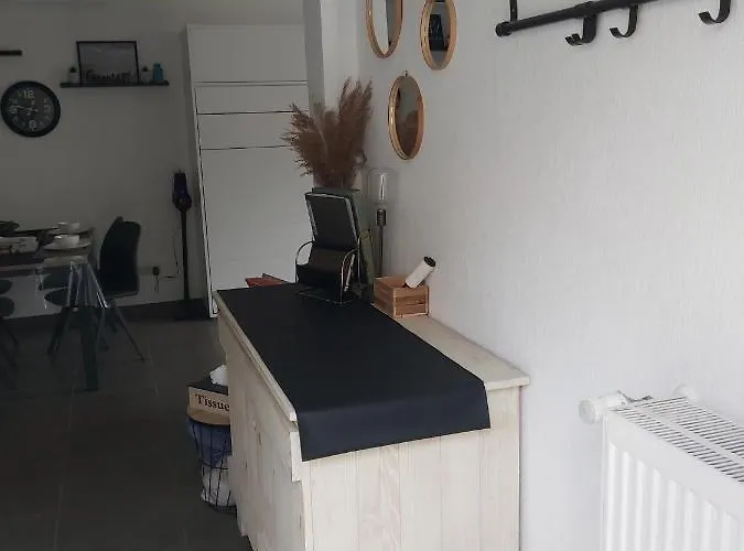 Апартаменты Aan De Meipe